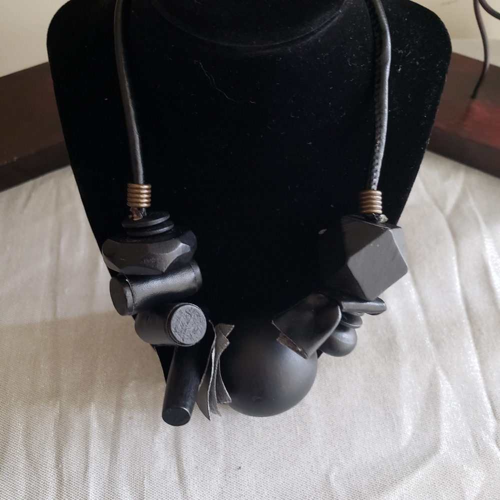 Wood Block Necklace NWOT